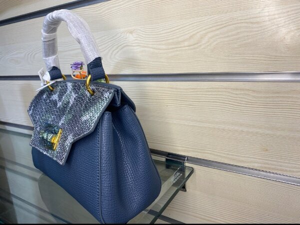 Sac à main élégant en cuir