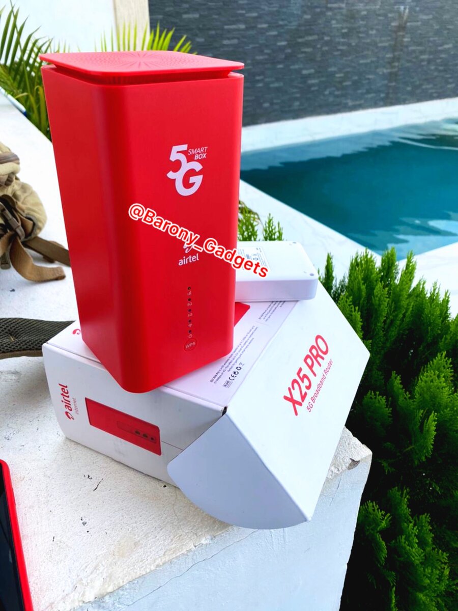 Universal X25 Pro 5G Router