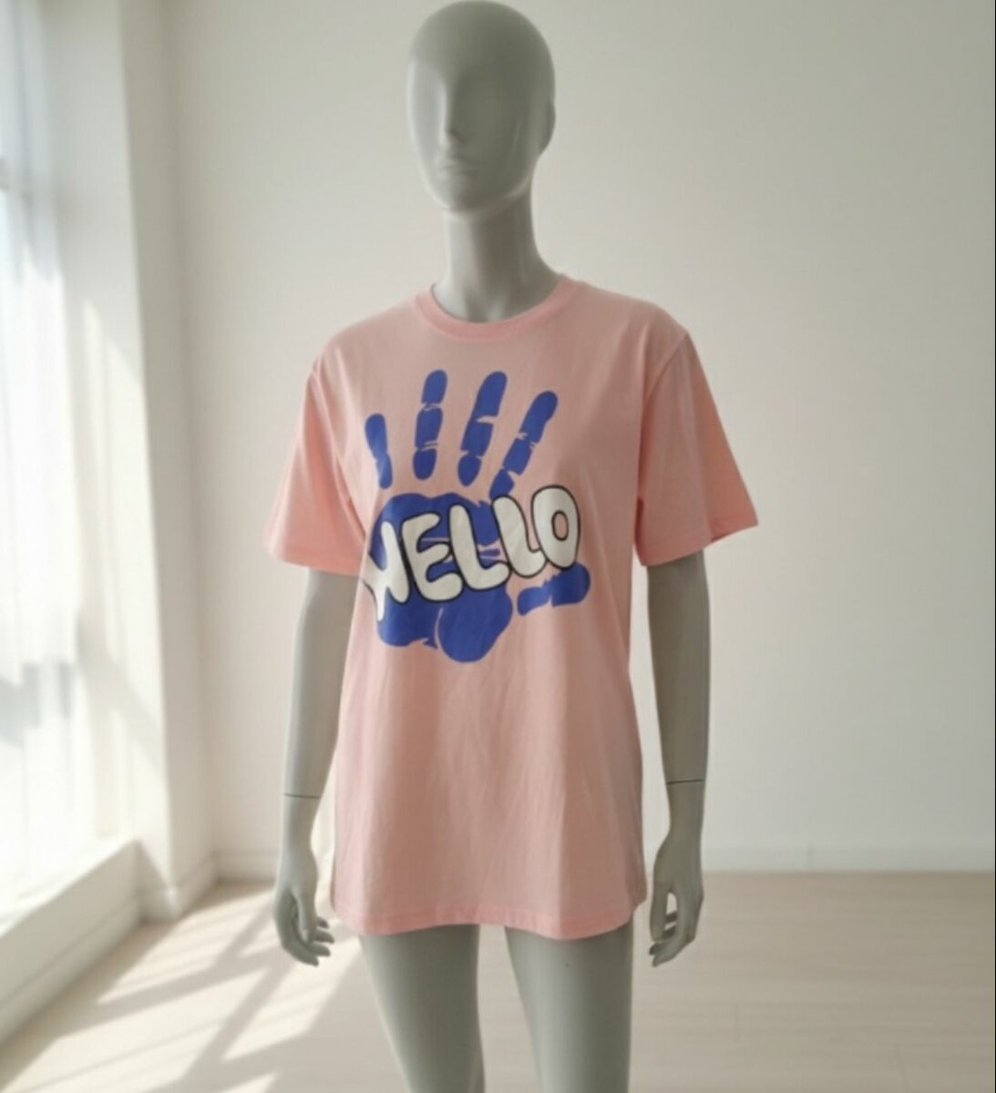 T-shirt rose "Hello"