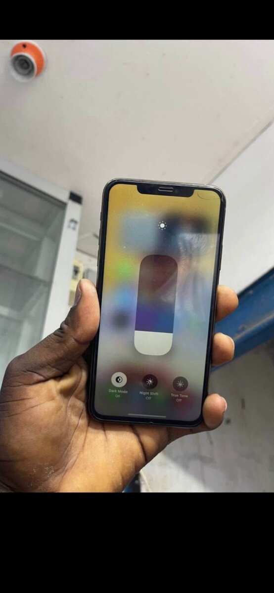 iPhone 11 Pro Max 64GB Or