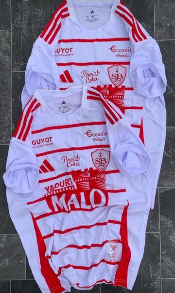 Maillot de Football Blanc et Rouge