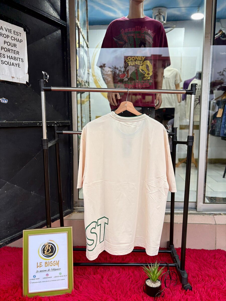 Tee-shirt beige ample tendance