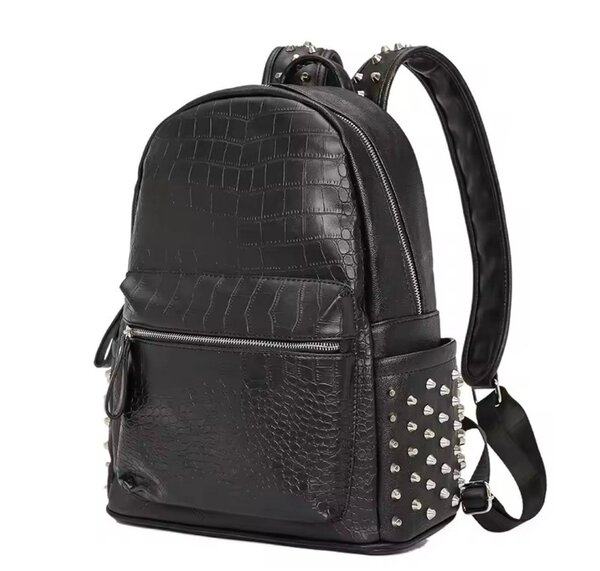 Sac à dos cuir clouté tendance