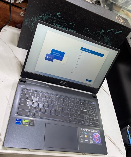 msi cyborg 15 core i7 12th gén