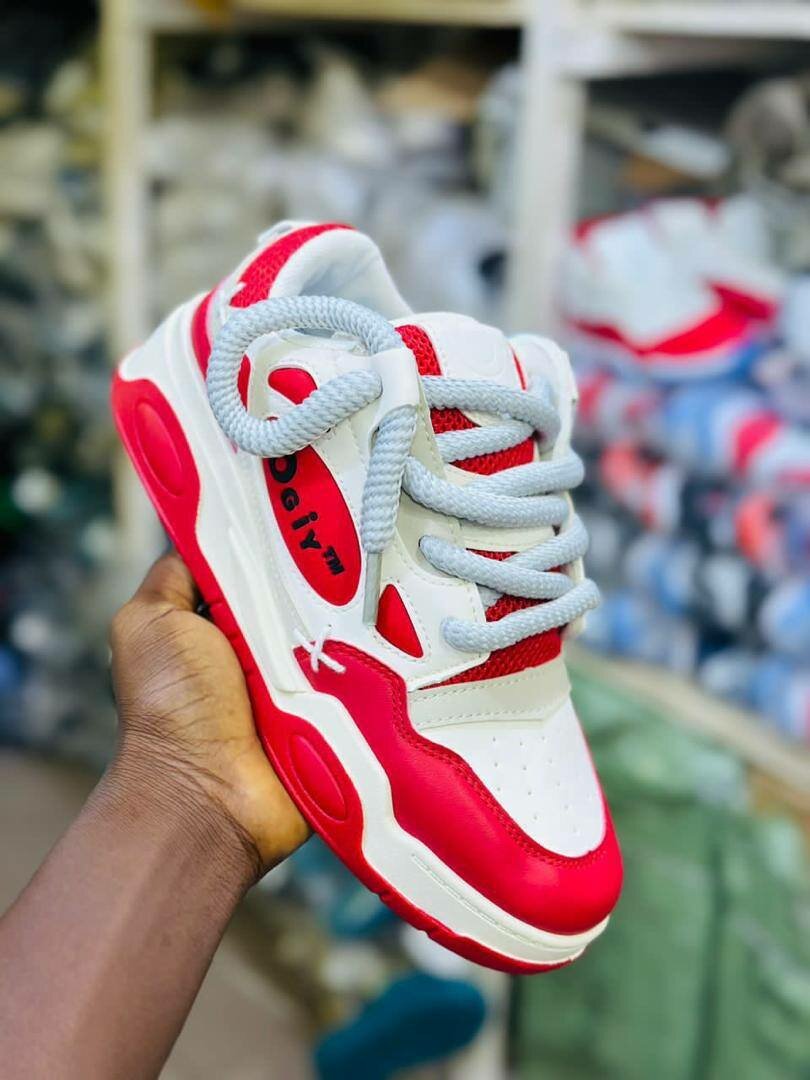 Chaussures de sport modernes unisexes