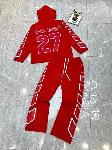 Ensemble jogging rouge