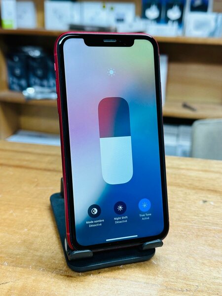 iPhone Rouge avec Support