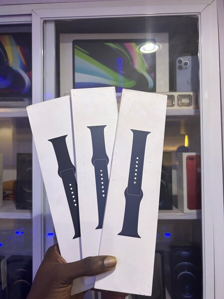 Apple Watch straps/bands and protectors