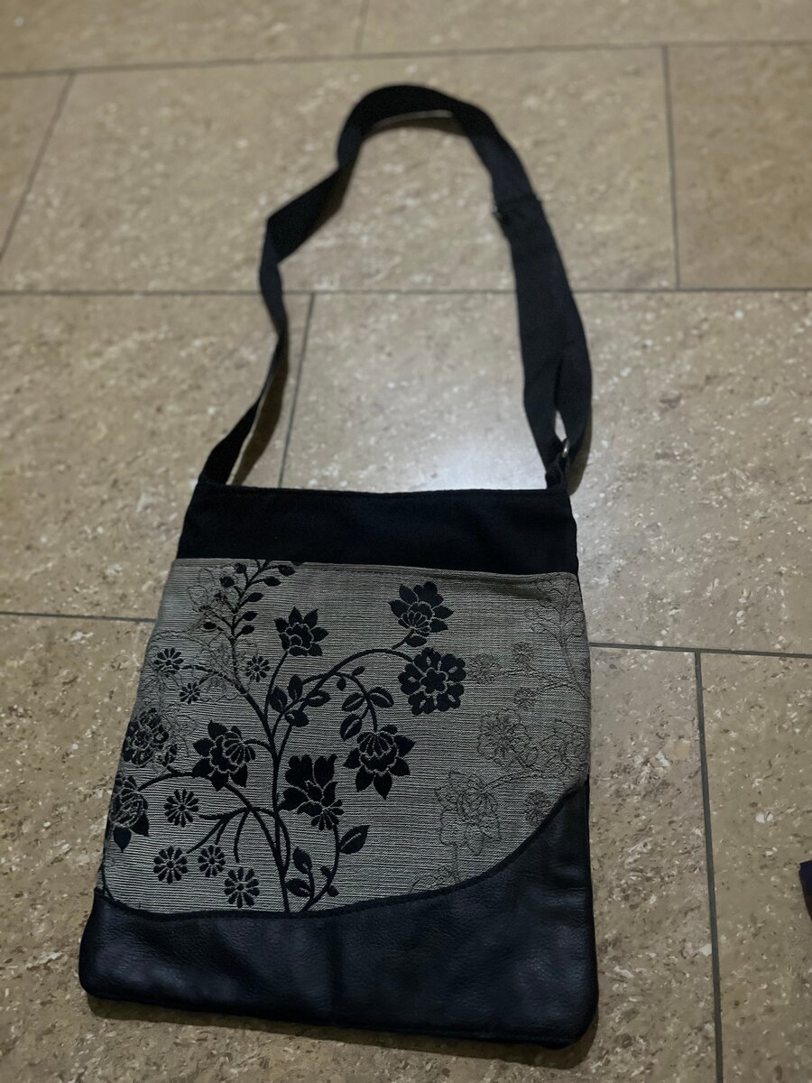 Sac bandoulière chic florale