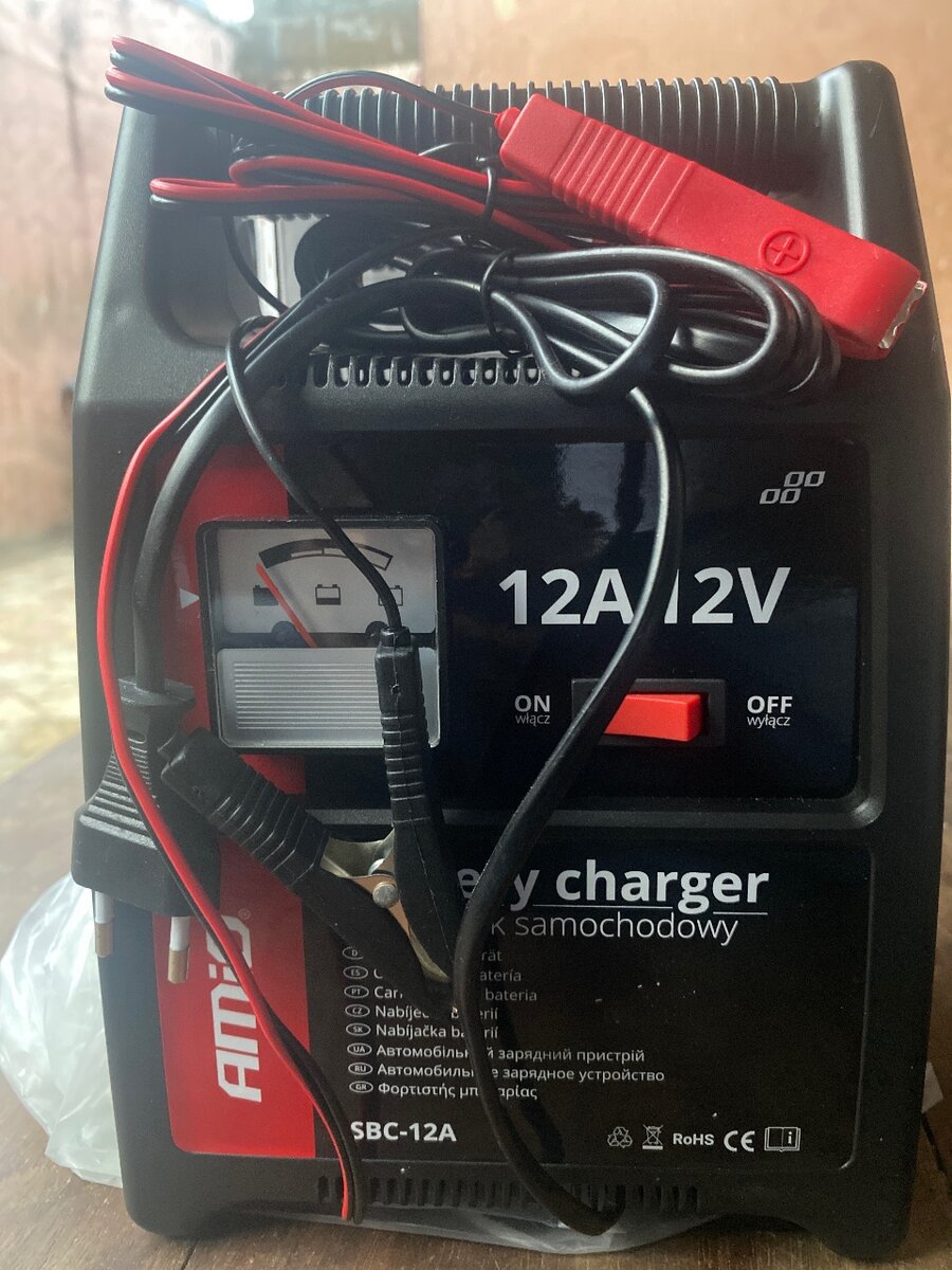 Charger de battery pour voitur