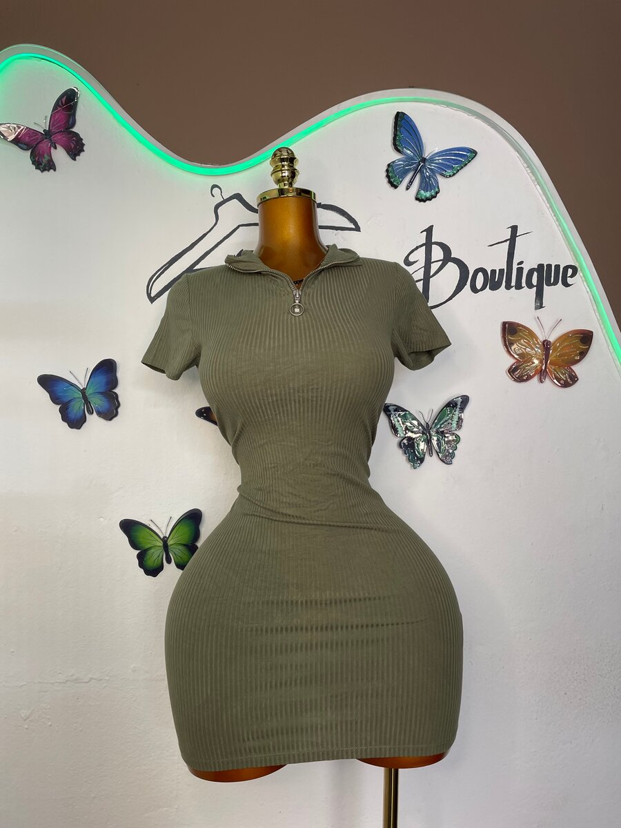 Robe moulante en maille