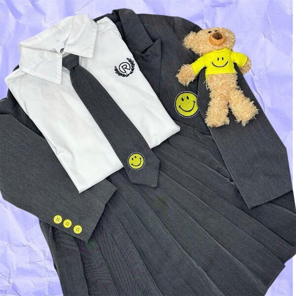 Комплект:пиджак,рубашка,юбка,галстук