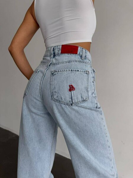 ДЖИНСЫ НА ВЫСОКОЙ ПОСАДКЕ