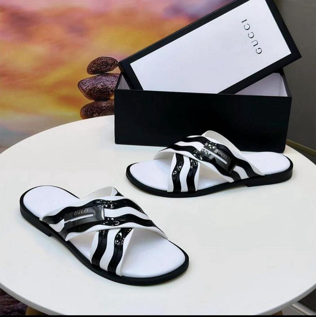 Solid Hermes And Gucci Slippers