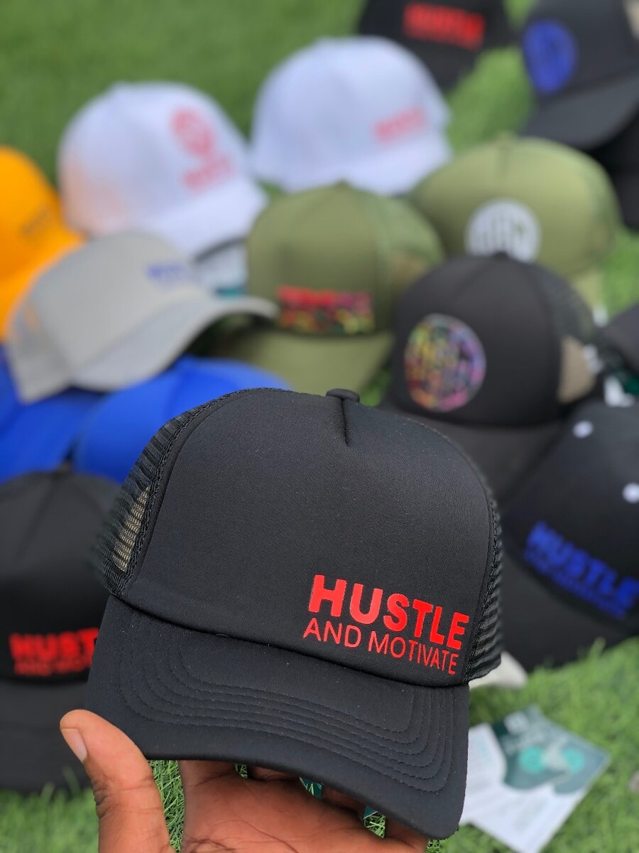 Hustle and motivate caps k65