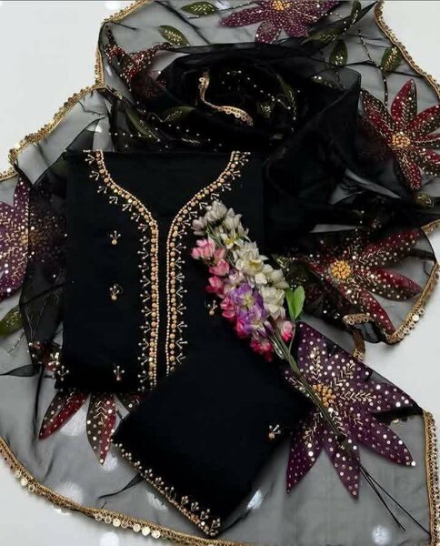 Ladies suit