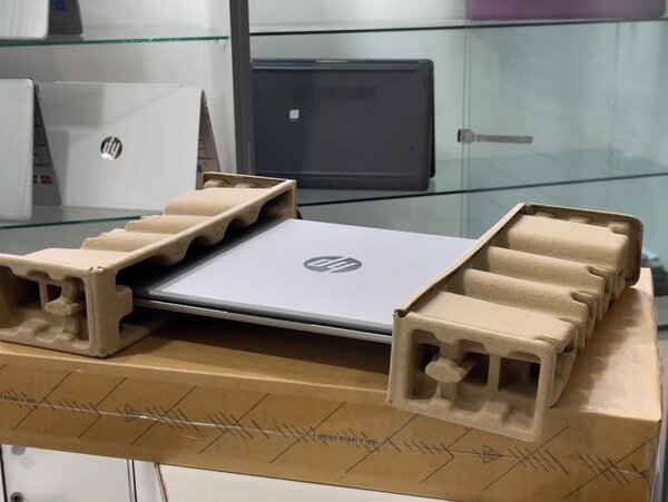 Brand New Boxed HP 240 G10