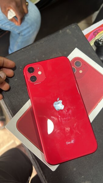 iPhone 11