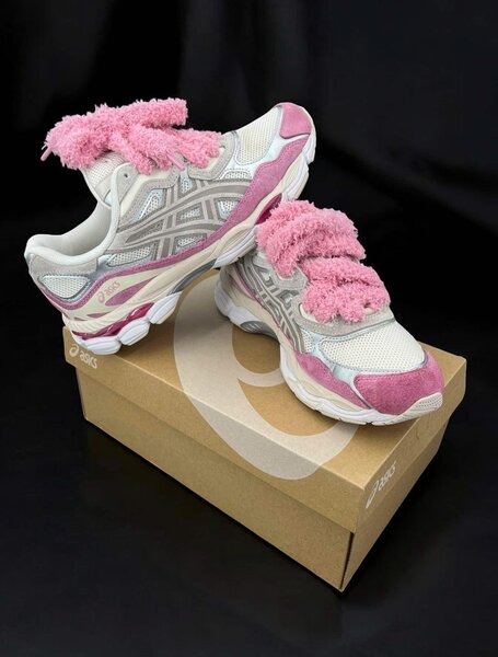 Baskets ASICS Rose Peluche