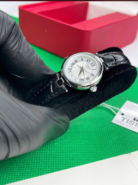 Montre Tissot femme acier et cuir