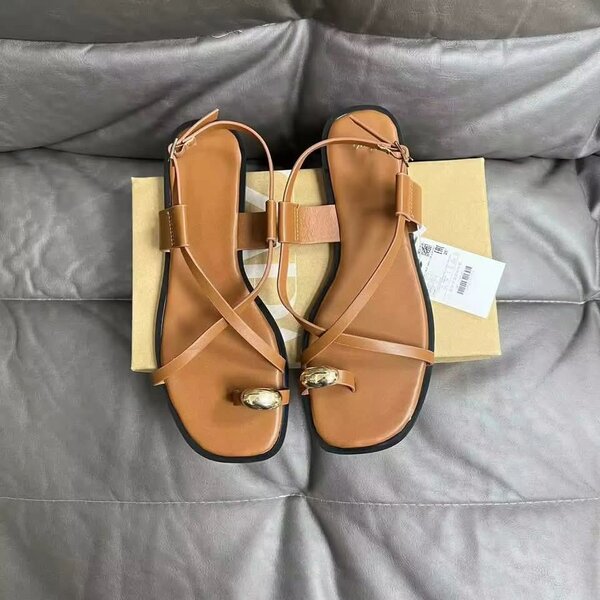 Sandales en cuir élégantes