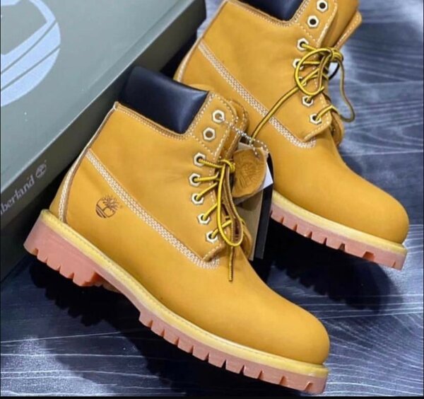 TIMBERLAND BOOT