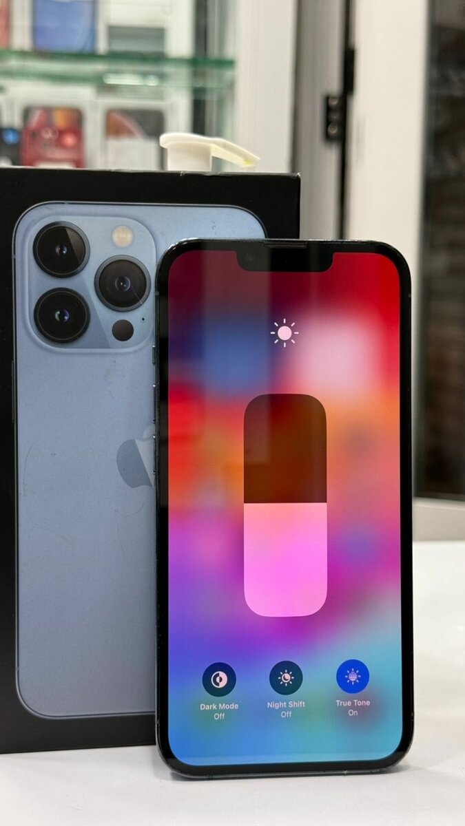 *iphone 13 pro 128g état super propre : 335.000