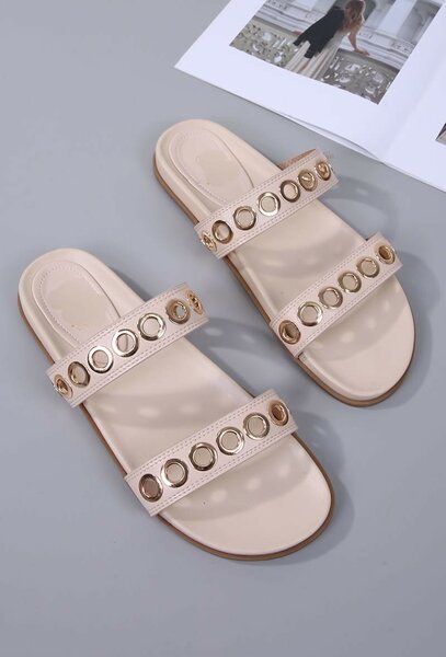 Sandales élégantes avec anneaux dorés