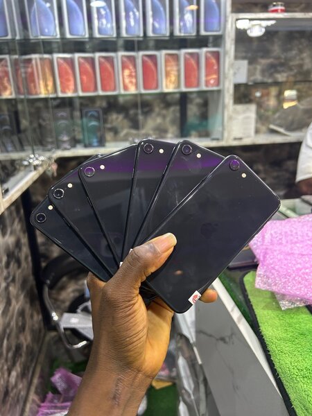 iPhone SE second Generation 128Gb