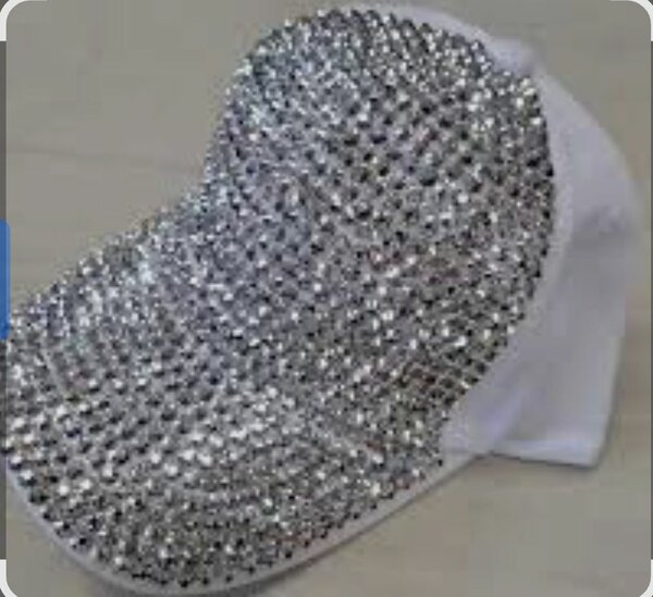 Casquette strass brillante