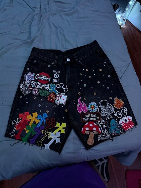 Short en jean brodé unique