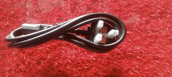 13Amp UK 220V AC Plug