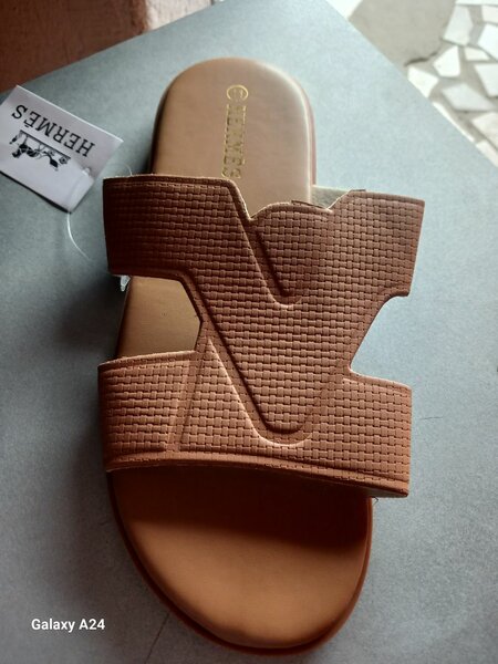 Sandales Hermès élégantes