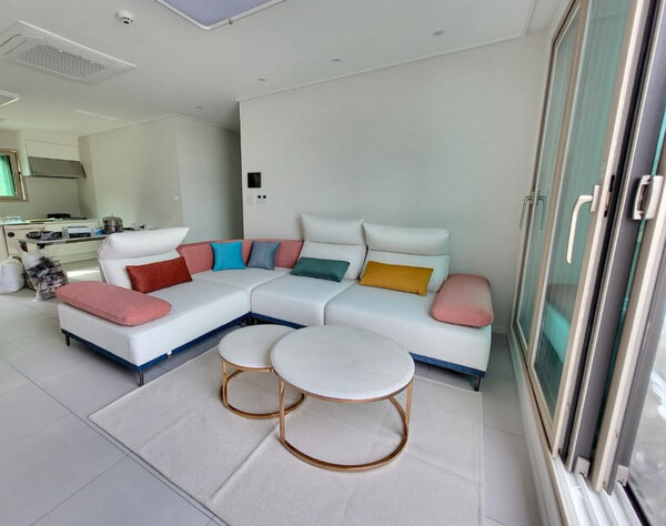 Canapé modulaire moderne