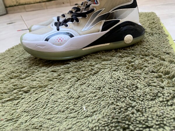 Chaussures de sport hautes