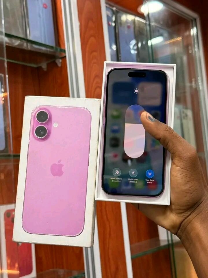 iPhone 16 Rose Édition