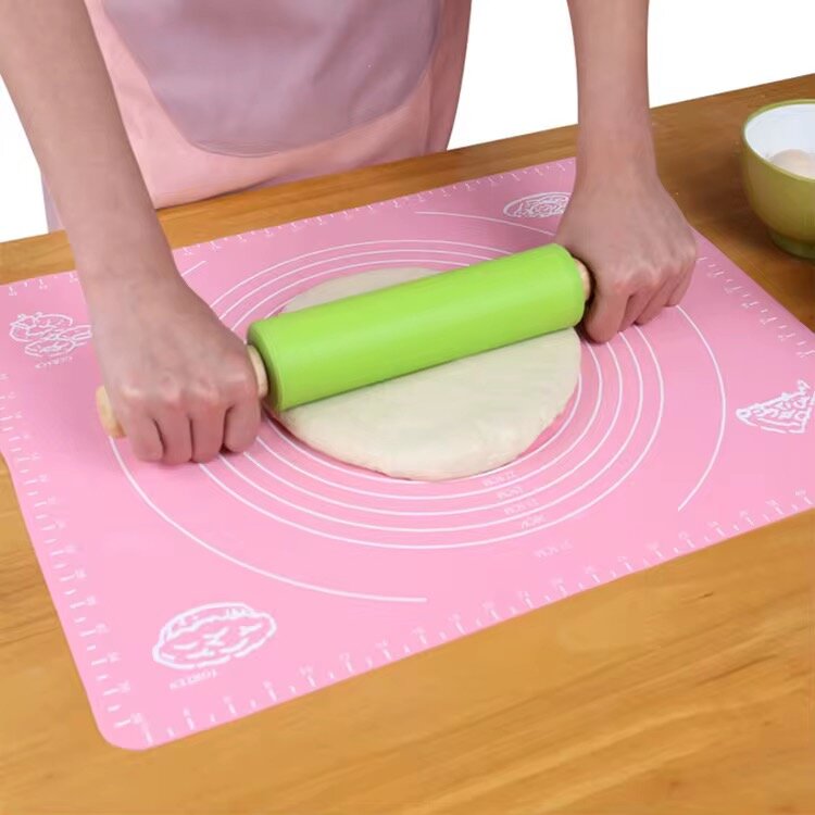 Rouleau à pâtisserie en silicone coloré