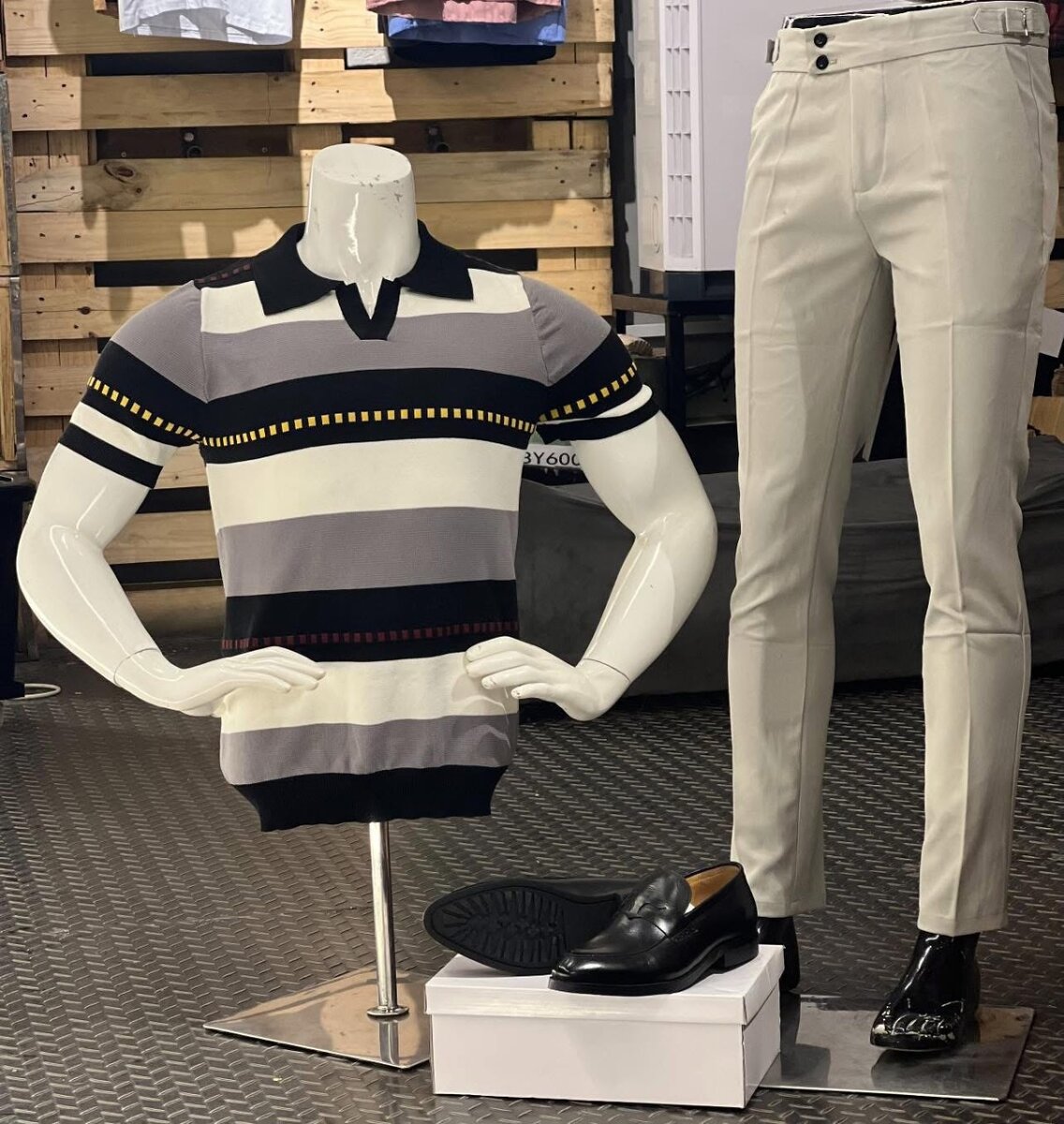 Smart beltless trouser