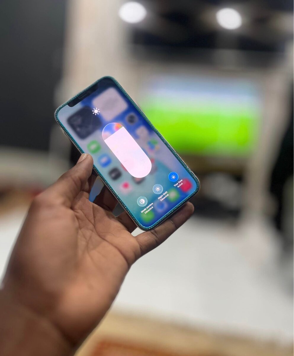 iPhone 12 Blanc 64 Go