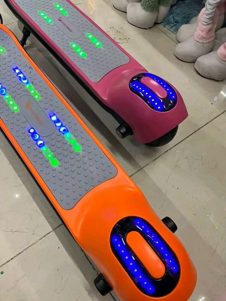 Trottinette électrique LED enfants