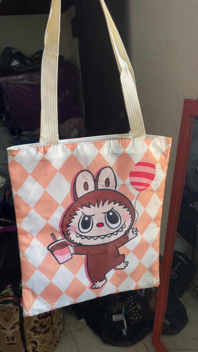 Tote bag