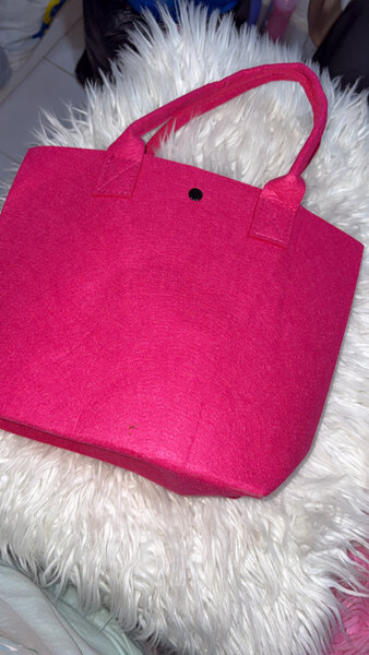 Sac à main rose chic