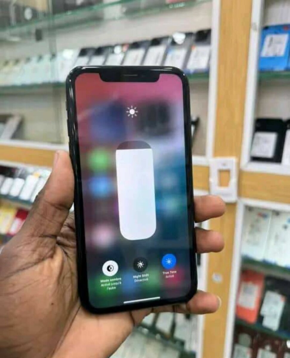 iPhone XR 64GB Noir Débloqué