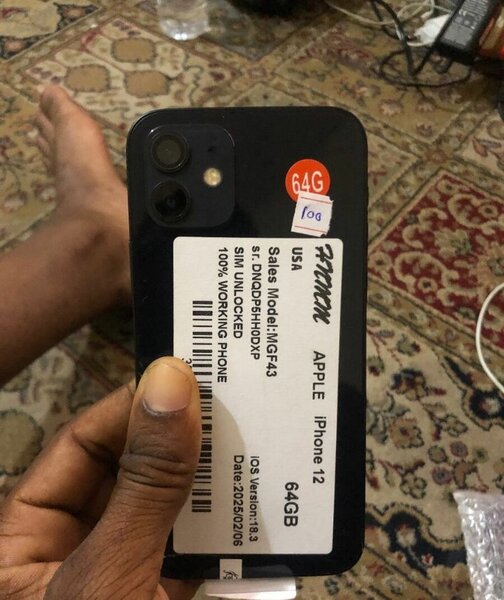 Apple iPhone 12 64GB reconditionné