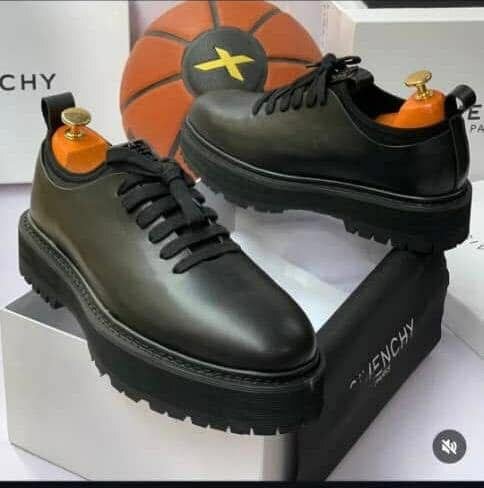 Chaussure pour homme