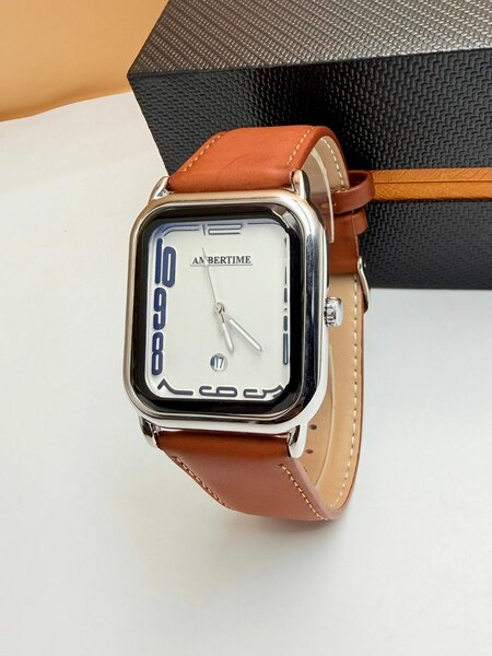 Montre élégante en cuir