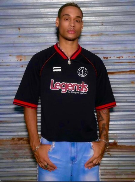 T-shirt noir décontracté