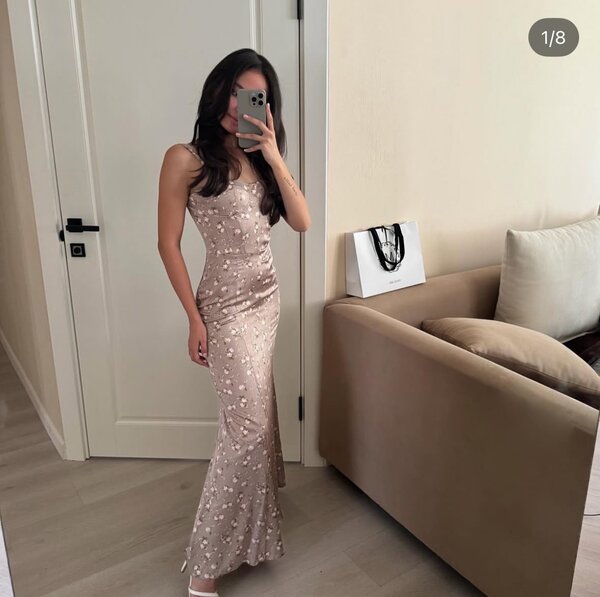 Платье вечернее