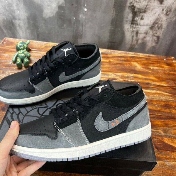 Jordan 1