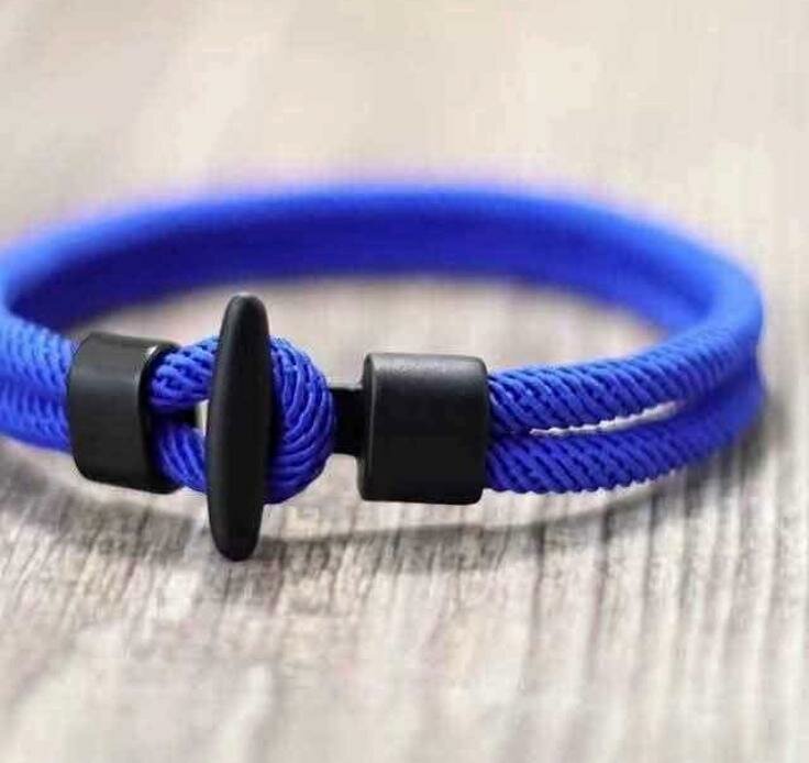 Bracelet élégant en acier